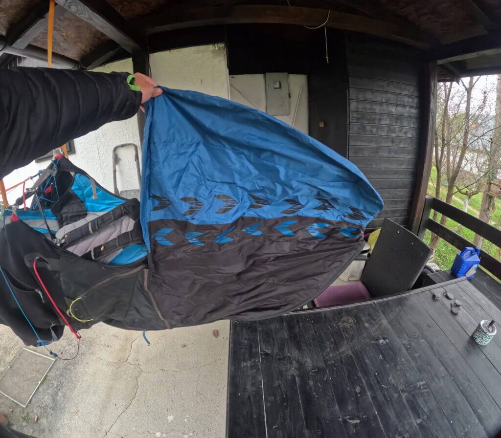 Kortel Kanibal Race 2 pod harness, size XL, black/blue, designed for competition and XC flights, durable and comfy with minor repairs.