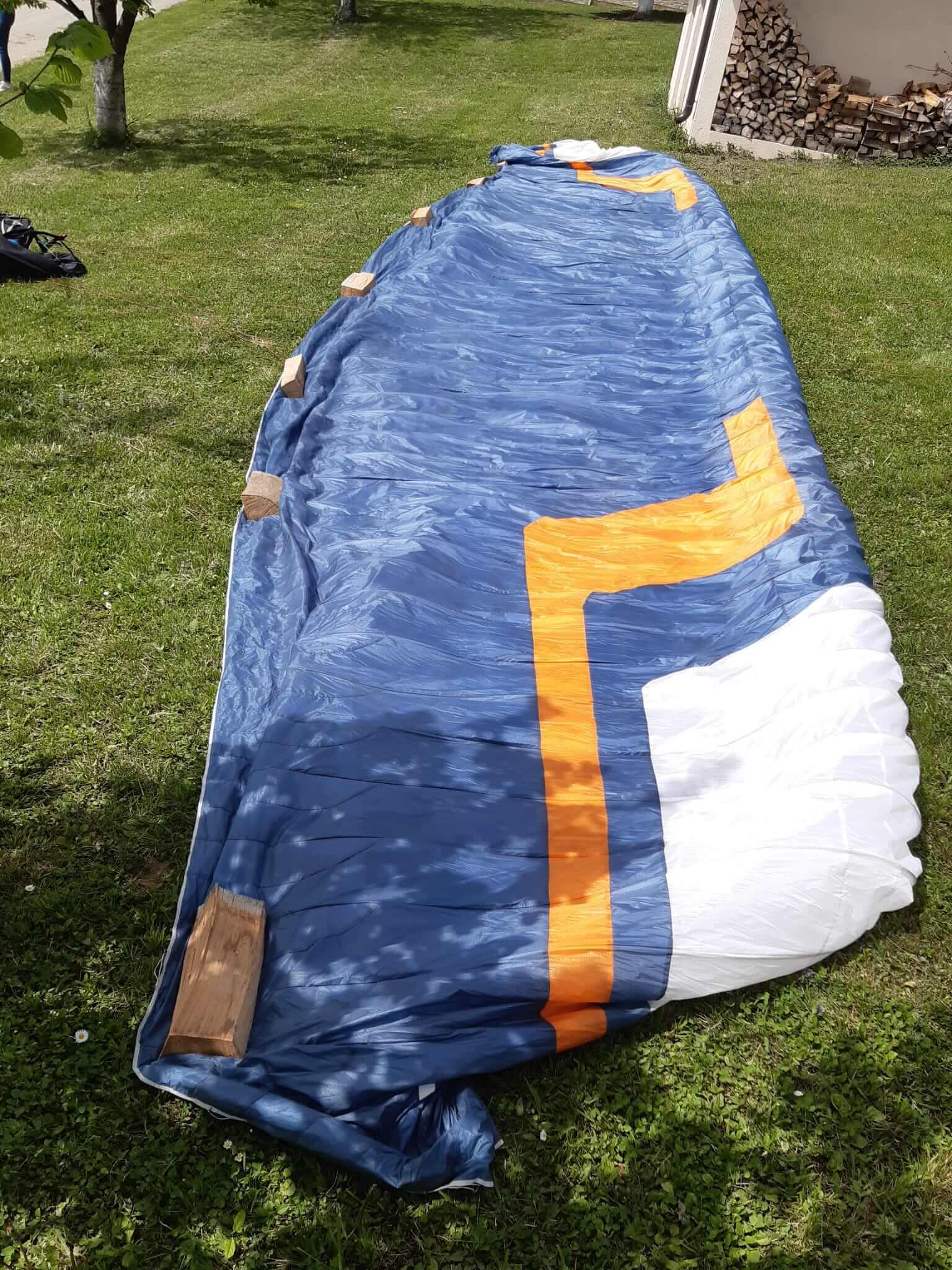 Niviuk Artik R paraglider in mint condition, size 27, 2024 model, available for sale with 2-liner technology and outstanding glide performance.