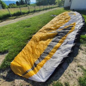 Swing Mito paraglider in excellent condition, beginner-friendly and dynamic, for sale in Serbia