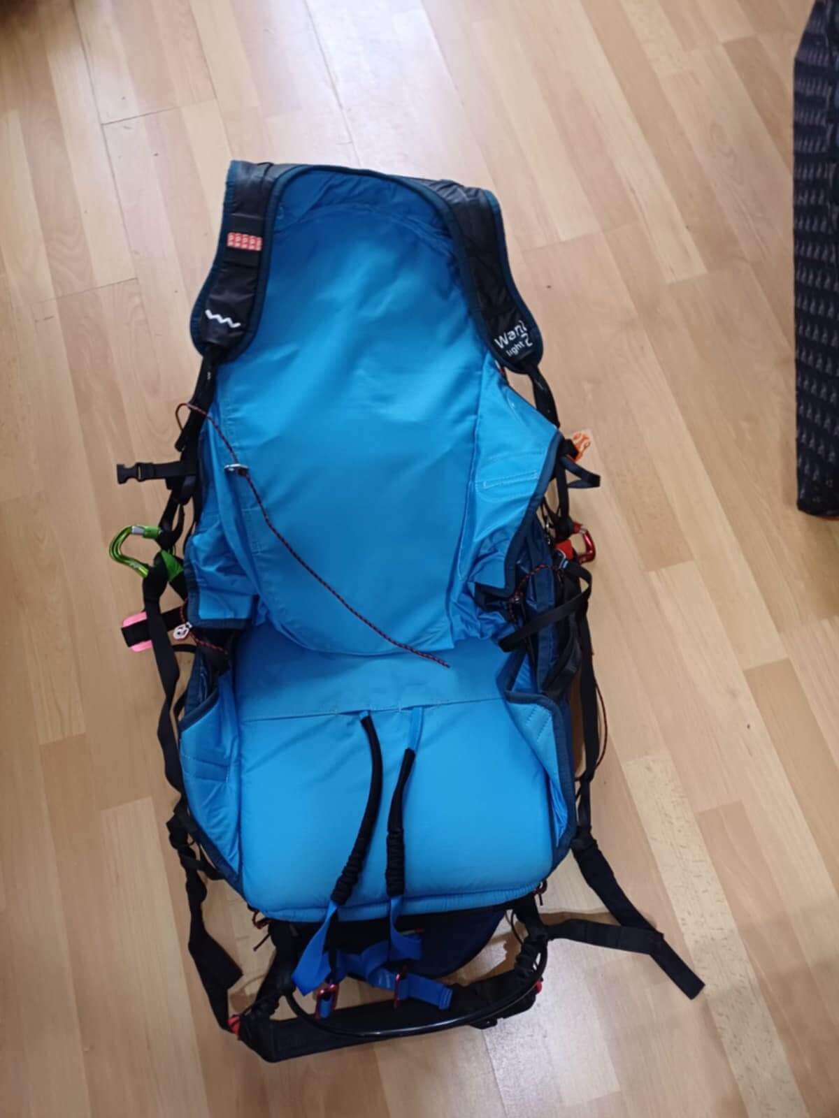 Woody Valley Wani Light 2 ultralight hike and fly harness in blue – size L