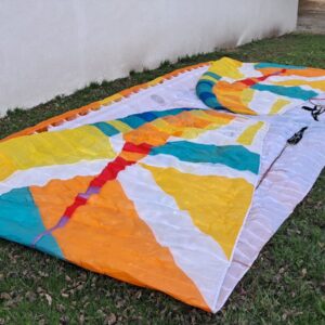 Used BGD Lynx 2 EN C 2.5‑liner paraglider, size M, in excellent condition, available for sale in Manresa Spain.